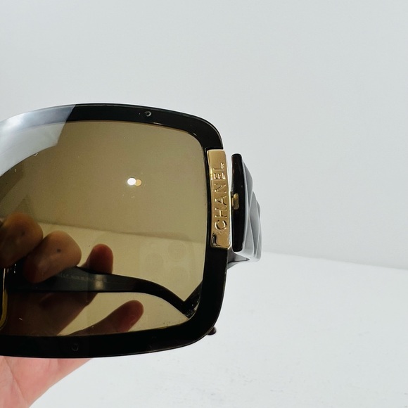 Chanel Y2K 00’s Dark Brown Logo Shield Wrap Around Quilted Sunglasses - Picture 8 of 11